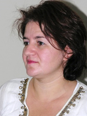Bayrak, Türkan